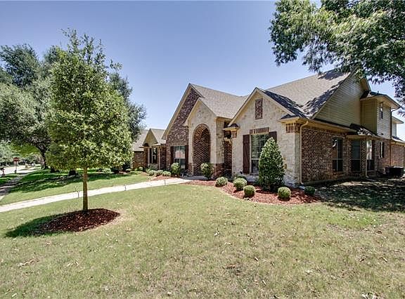 2nd image of 2704 Cobre Valle Ln
