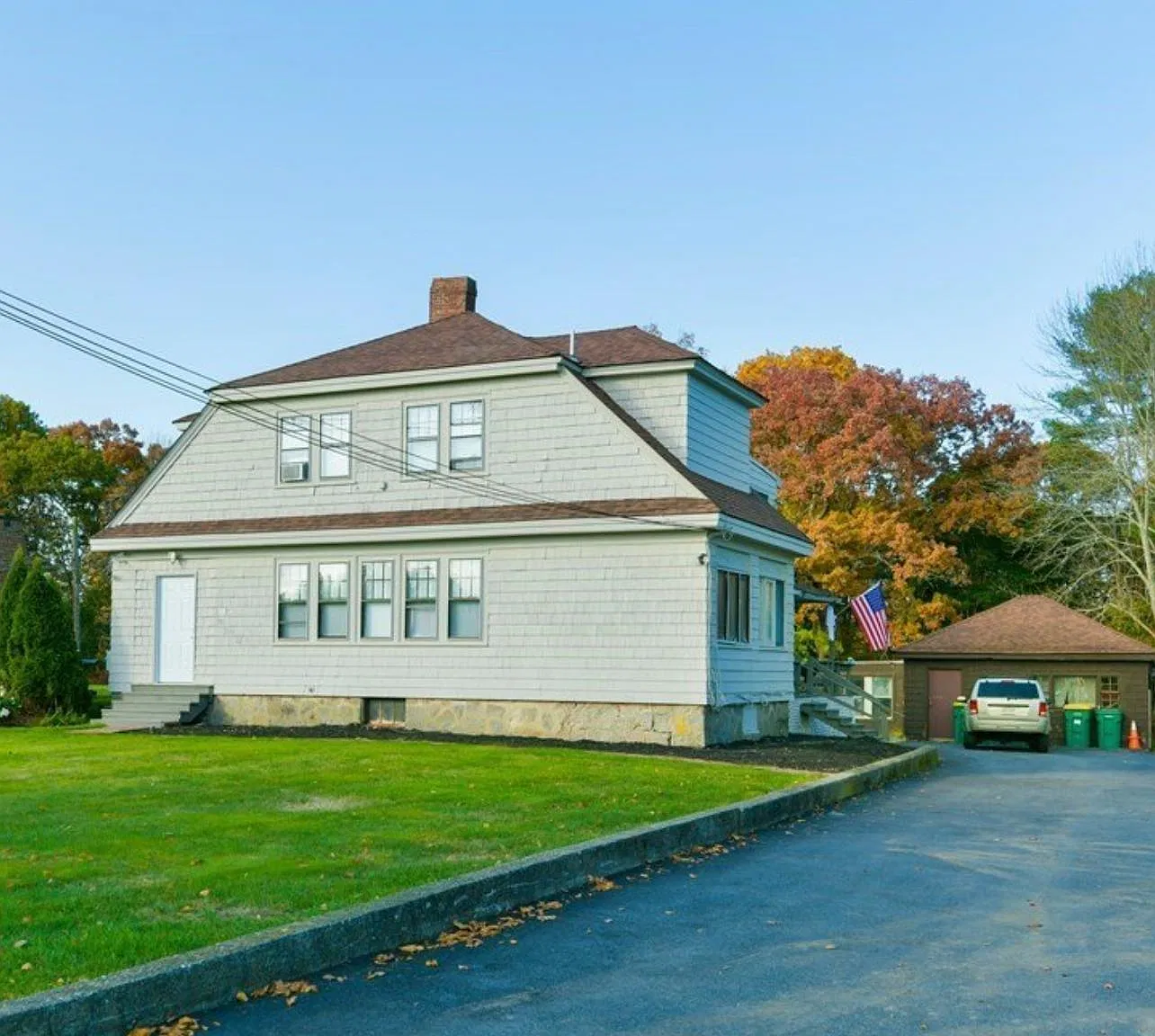 551 Turnpike St — Photo 1