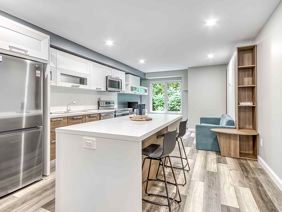 2nd image of 1755 Regent St