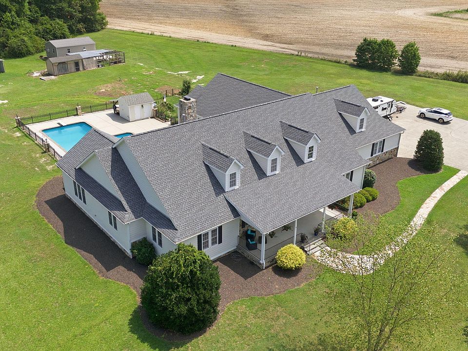 1st image of 820 Wilson Jones Rd