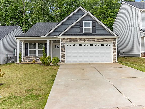 2nd image of 402 Bud Farmer Pl