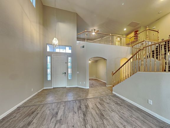 5th image of 10843 Montasola St
