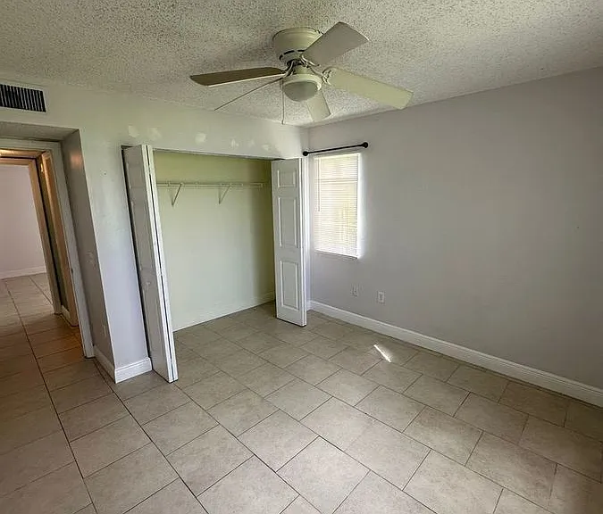 5005 Wiles Rd #102 — Photo 23