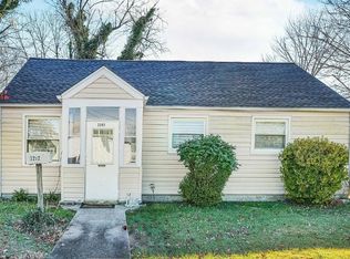 3252 Wayne Rd, Falls Church, VA 22042