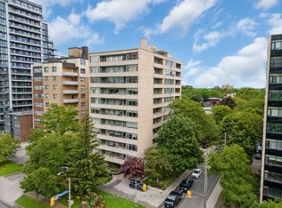 581 Avenue Rd #704, Toronto, ON M4V2K4