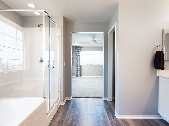 Spa-like owner s bath