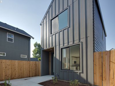 5825 SE Liebe St, Portland, OR, 97206