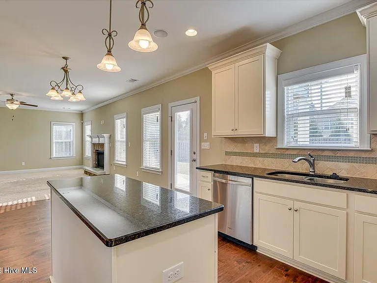 455A Kirkwood Dr — Photo 14
