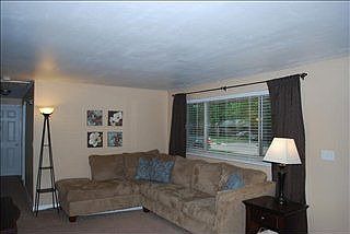 2nd image of 5022 Tewkesbury Dr