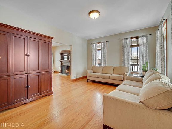3rd image of 7850 W Southbranch Dr