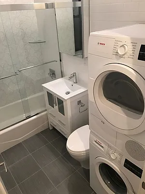 Rented by PMG Real Estate  | media 40