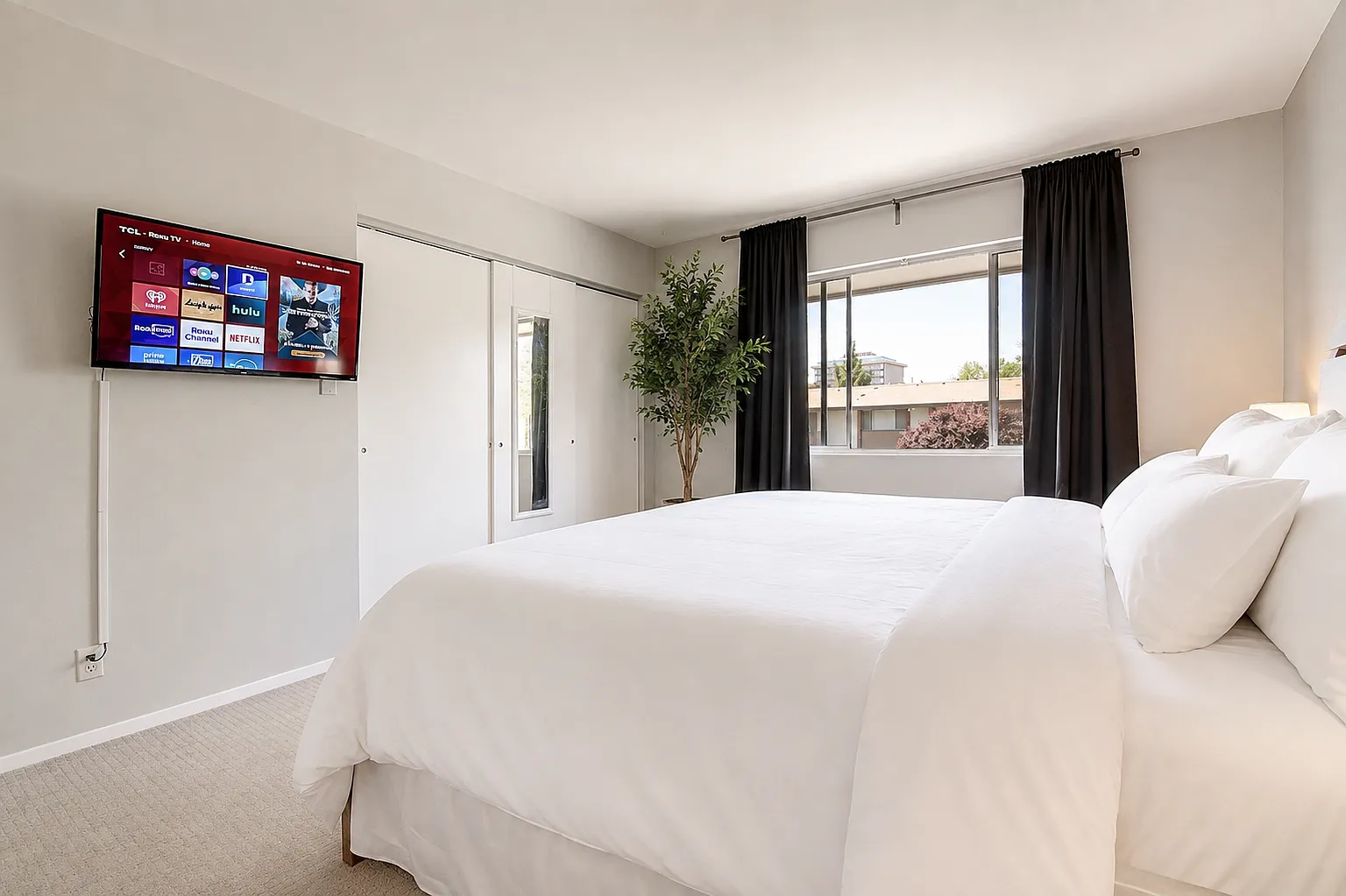 2 bed, 1.5 bath, 1039 sqft, $3,000 — Photo 3