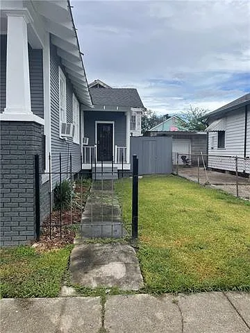 2 bed, 1.0 bath, 1400 sqft, $1,450 — Photo 3