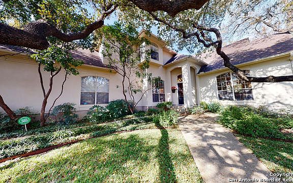 3rd image of 17211 Fawn Circle Dr