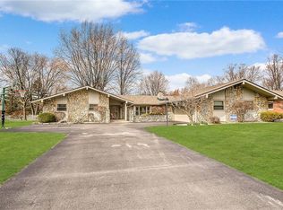 6544 Saint James Dr, Indianapolis, IN 46217