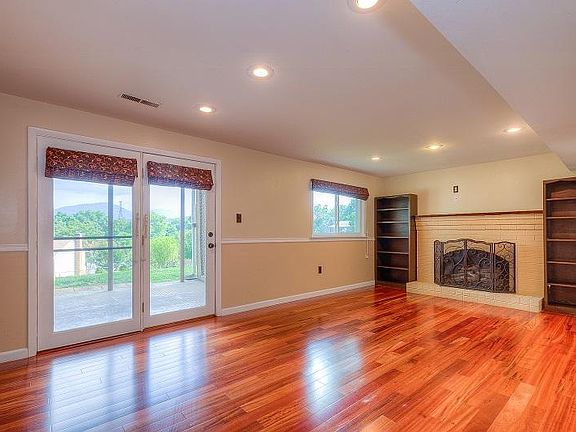 4th image of 3852 Kentland Dr