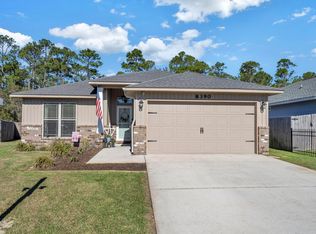 8390 Island Dr, Navarre, FL 32566
