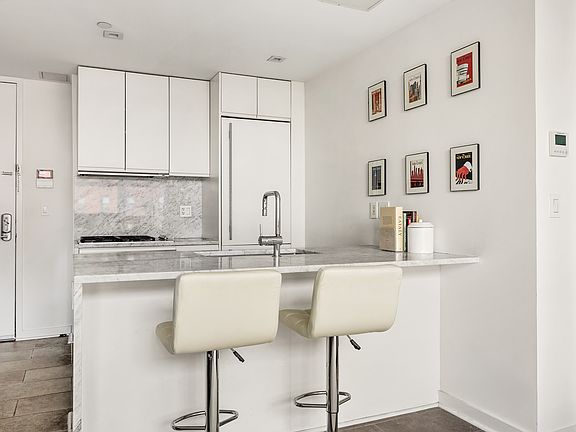 4th image of 250 Bowery APT 5E
