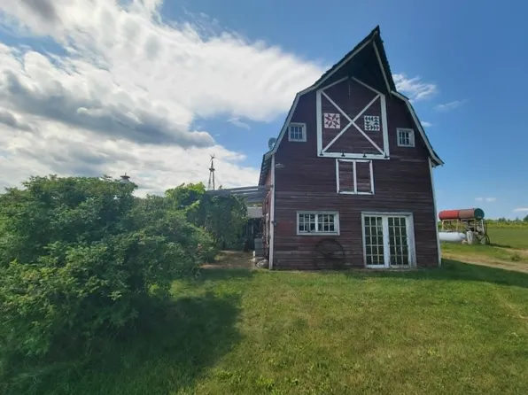 40306 Torchlight Rd, Isle, MN 56342