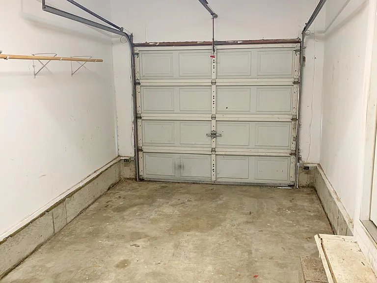 1146 E Alice St — Photo 15