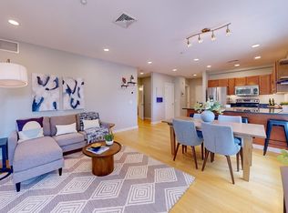 99 Chestnut Hill Ave APT 220, Brighton, MA 02135