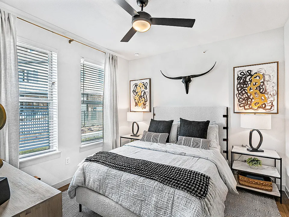 Tacara Weiss Ranch apartments community photo