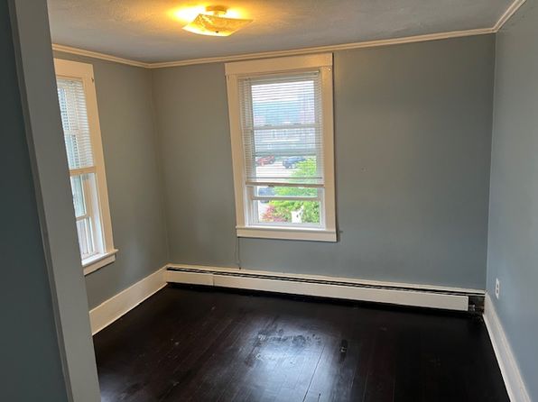32-34 Central St #2