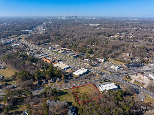 3034 N Sharon Amity Rd, Charlotte, NC 28205
