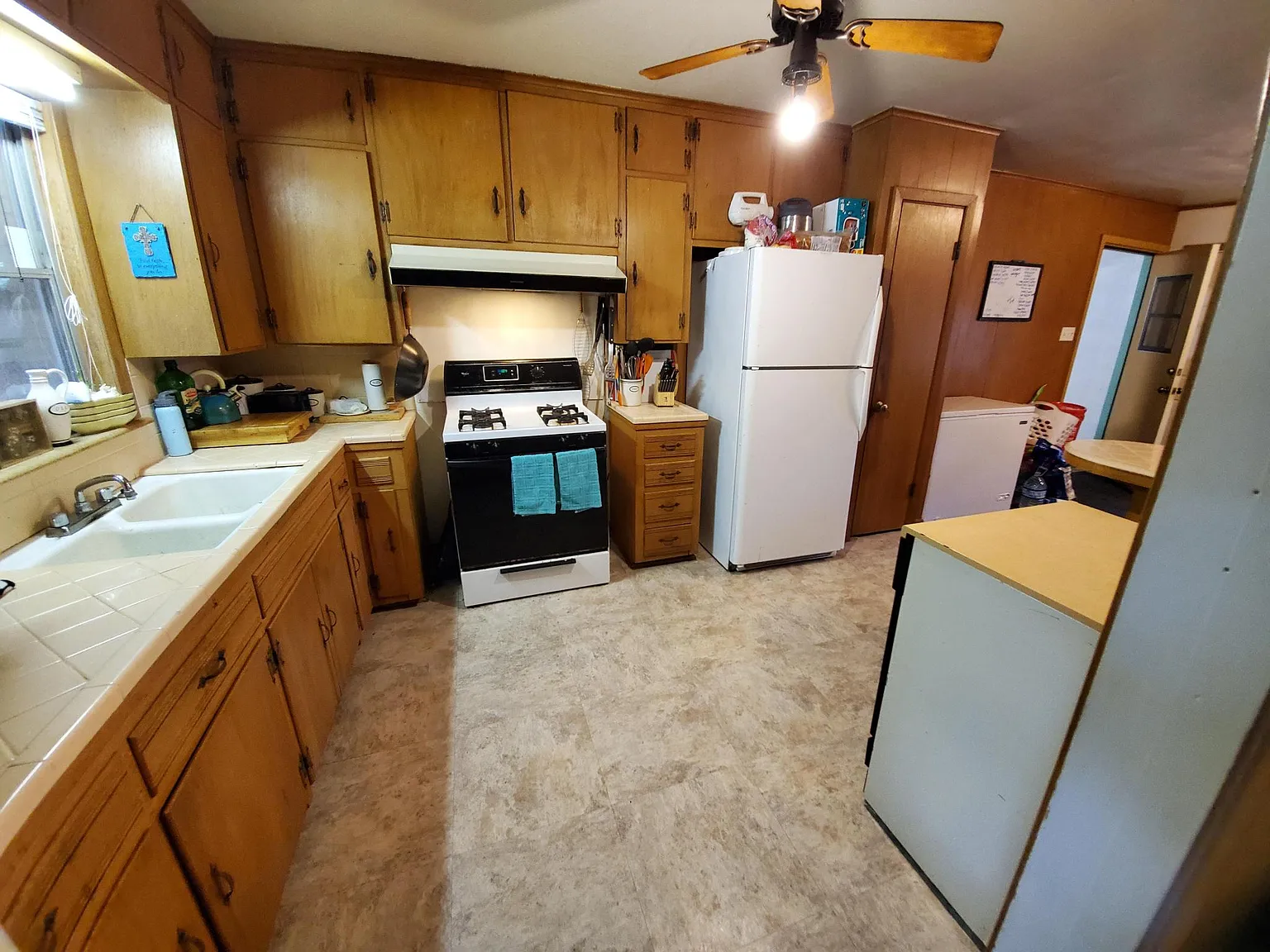 3 bed, 1292 sqft, $1,650 — Photo 4