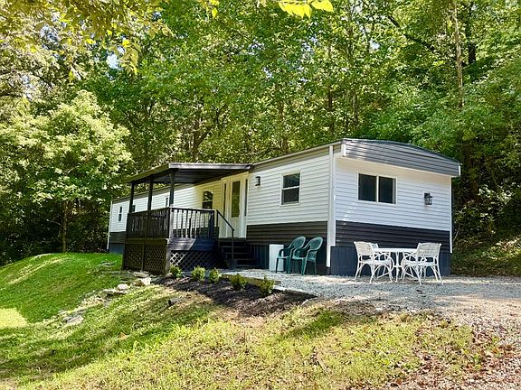 3rd image of 7517 Lower Dillsboro Rd