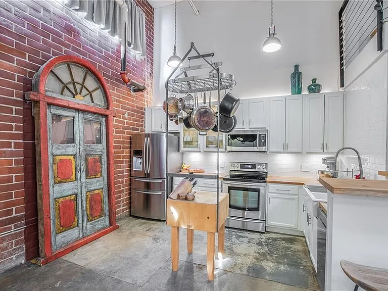 174 Chester Ave SE #102 — Photo 14