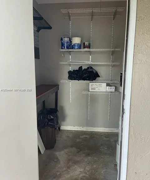 11160 SW 11th Pl #11160 — Photo 8