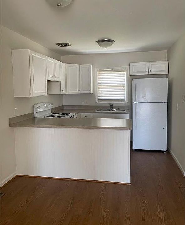 2nd image of 2510 Duke Dr #2510