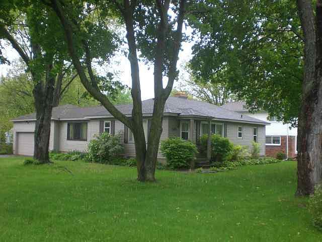 1st image of 3435 Richmond St