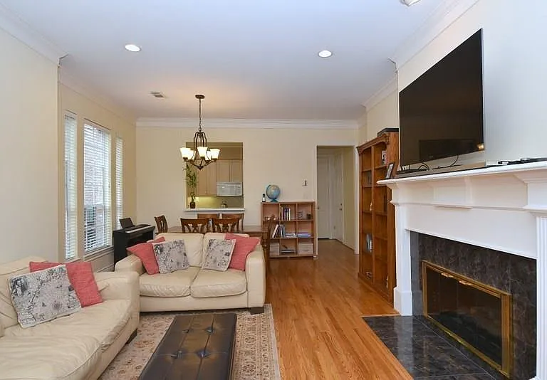 6841 Staffordshire Blvd — Photo 4