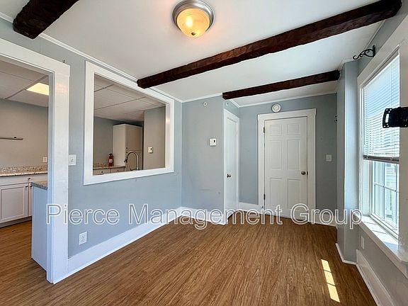 3rd image of 6 Old Chester Rd #1