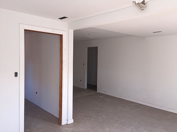3rd image of 6512 S Cottage Grove Ave