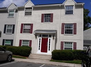 4322 Plaza Gate Ln S APT 202, Jacksonville, FL 32217