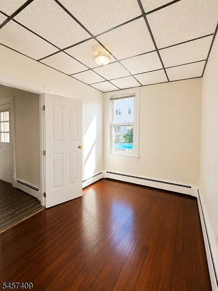 3 bed, 1.0 bath, $2,300 — Photo 3