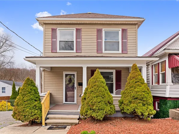 912 Holland St, Vandergrift, PA 15690