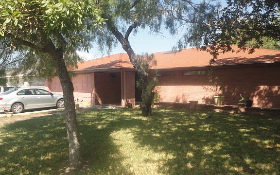 2nd image of 1743 Guadalajara Ave