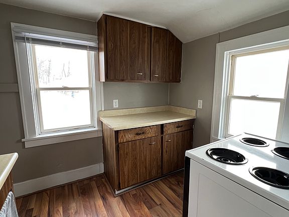 4th image of 321 N Lincoln Ave #4