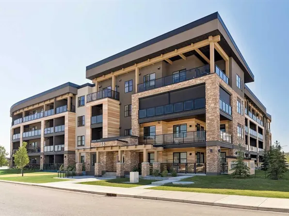 55 N Wolf Hollow Cres SE #218, Calgary, AB T2X 1T8