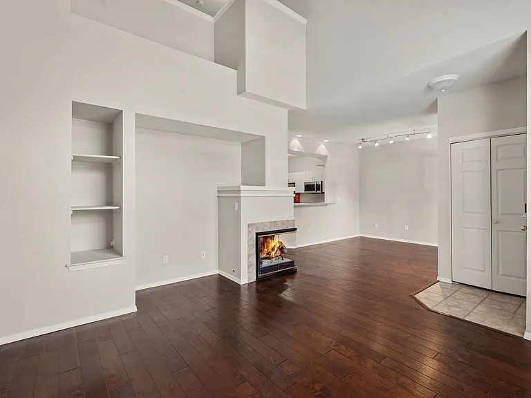 6412 Silver Mesa Dr #B — Photo 27