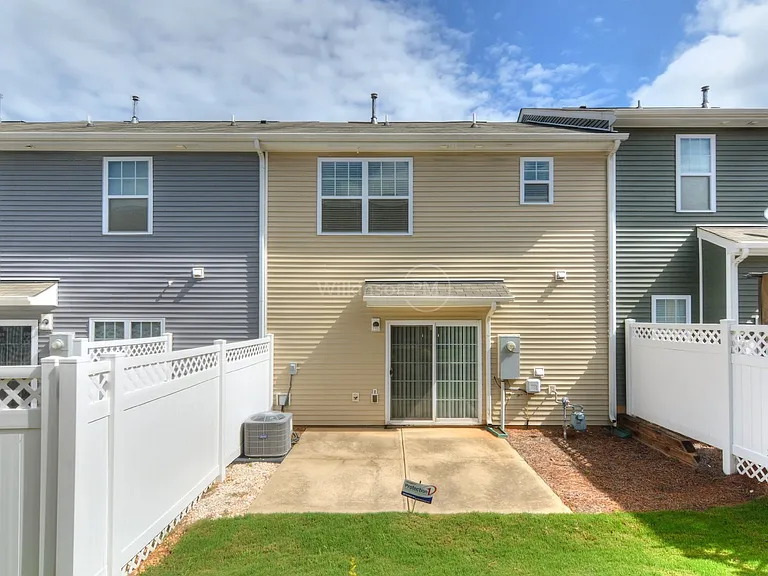 4716 Pepperstone Ln — Photo 27