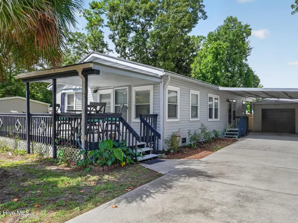 1742 Hideaway Road SW, Ocean Isle Beach, NC 28469
