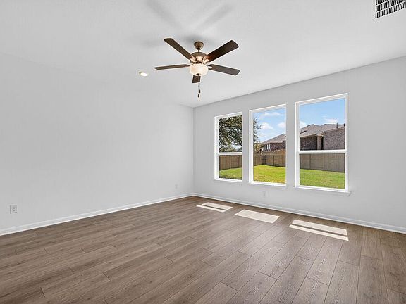 7th image of this home