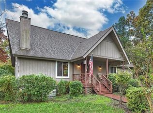 1161 Molokai Dr, Tega Cay, SC 29708