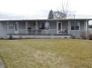 17324 E Coach Dr, Greenacres, WA 99016