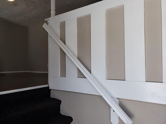 2nd image of 9408 Gates Manor Ct